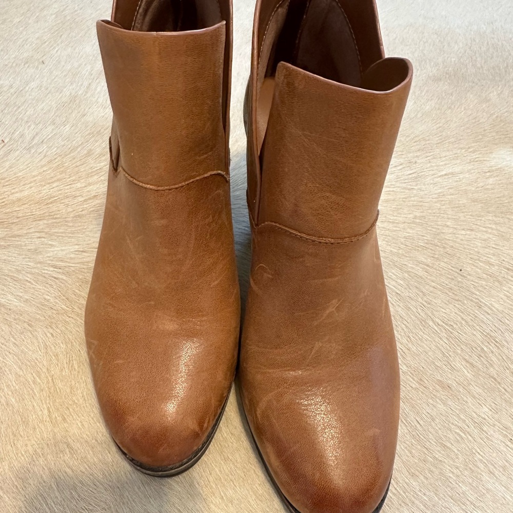 Gianni Bini Brown Ankle Booties with Versatile Style
